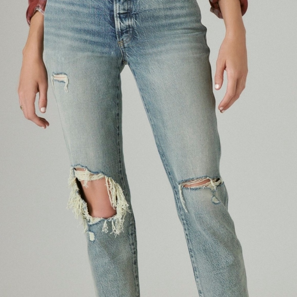 Super cute Lucky Brand denim